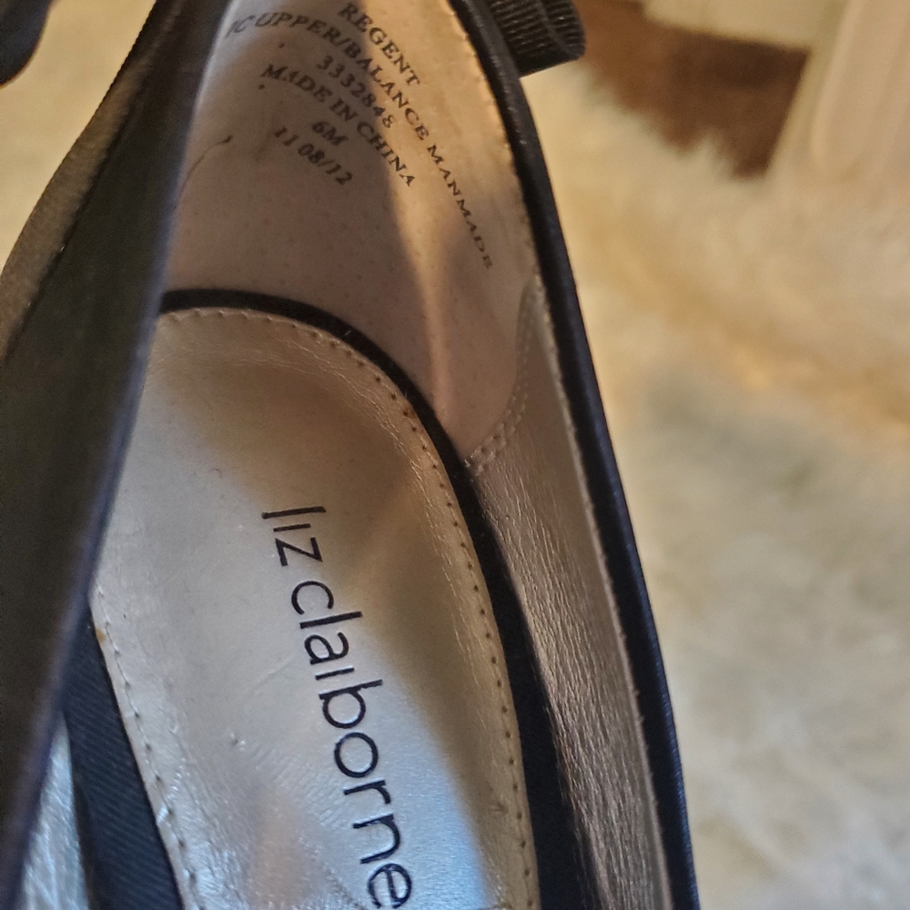 Heels - Picture 4 of 5
